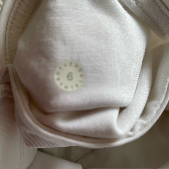 White Lululemon Leggings - Picture 3 of 6